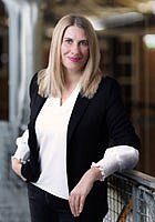 Dieses Bild zeigt das Portrait einer Person.