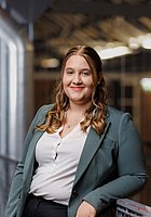 Dieses Bild zeigt das Portrait einer Person.