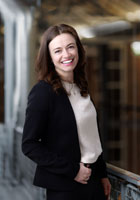 Dieses Bild zeigt das Portrait einer Person.