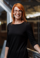 Dieses Bild zeigt das Portrait einer Person.