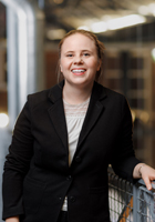 Dieses Bild zeigt das Portrait einer Person.