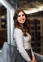 Dieses Bild zeigt das Portrait einer Person.